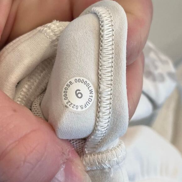 Lululemon Align Tank Top in Cheetah Camo Antique White Multi Size‎ 6 - Picture 5 of 7